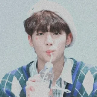 😗 emoji Cute Hyunjin ♡•♡ Telegram sticker 9 of 96