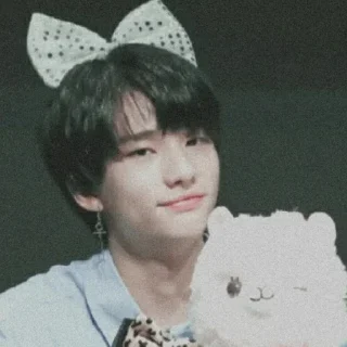 😊 emoji Cute Hyunjin ♡•♡ Telegram sticker 6 of 96