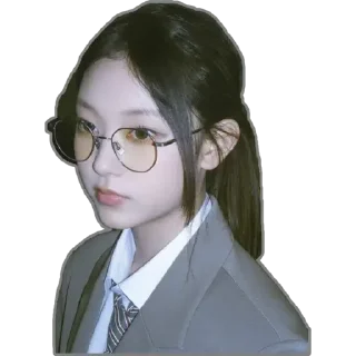Sticker from Haerin❤️ @NJZSTICKER