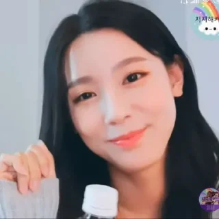 💭 emoji Naeun by @ttamankotajakarta Telegram sticker 11 of 57