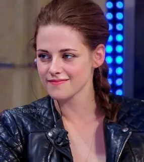 😍 emoji Kristen Stewart Telegram sticker 24 of 60