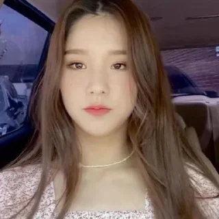 🧇 emoji Heejin @aesthaticgirll Telegram sticker 8 of 35