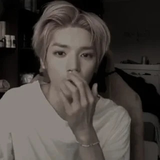 🔗 emoji @lastkidoyen taeyong dark Telegram sticker 13 of 40
