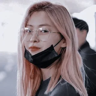 Sticker from 𝐫𝐲𝐮𝐣𝐢𝐧 𝐝𝐚𝐫𝐤 𝐛𝐲 @kpopstiker07 @tikelryujin
