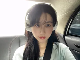😇 emoji li卡酱的老婆乐乐 @xingtongofficial Telegram sticker 22 of 30