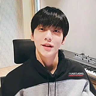 🔬 emoji ⩩ Choi Soobin @ijstmissyou ⩩ Telegram sticker 6 of 35
