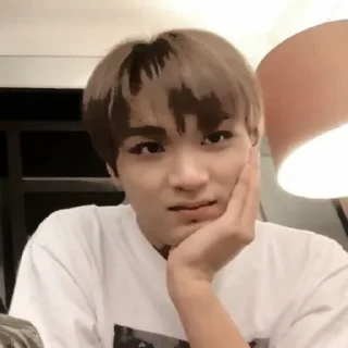 ☁️ emoji @ddefullsunie as lee haechan 🐻 Telegram sticker 10 of 120