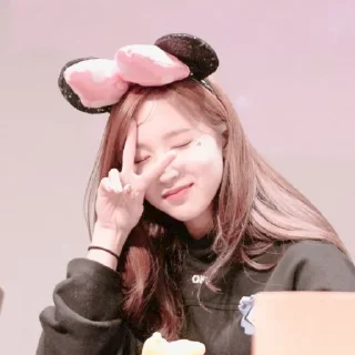 🐰 emoji mina « @jejessynn » Telegram sticker 8 of 35