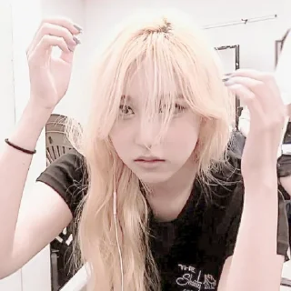 🐰 emoji mina « @jejessynn » Telegram sticker 21 of 35