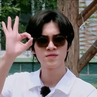 🎲 emoji Hendery @sedangmendung Telegram sticker 15 of 44