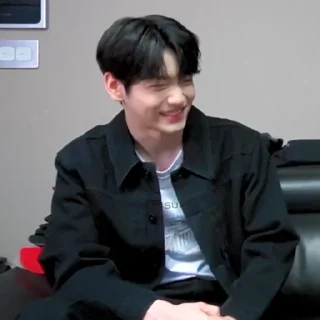 📼 emoji Soobin lagi @choiyeocjun Telegram sticker 15 of 30