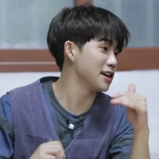 🌏 emoji ᝰ໋᳝݊ choi hyunsuk ⵓ @lowkeyst Telegram sticker 5 of 57