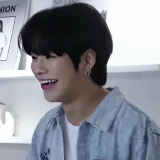 🧑‍💻 emoji yoon jaehyuk by @sccdam Telegram sticker 12 of 38