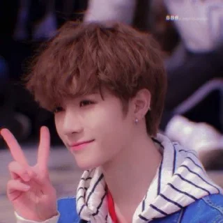 🍣 emoji 🎐≭ CHOI BEOMGYU @GALLERYOURS Telegram sticker 22 of 25