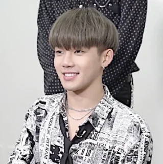 🙂 emoji Choi hyunsuk punya @kakigurita Telegram sticker 9 of 60