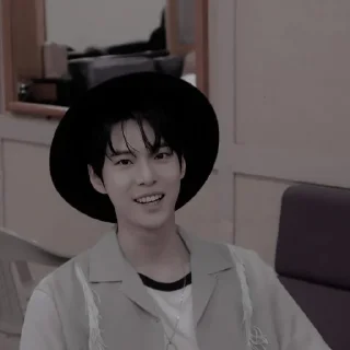 🧜‍♂ emoji ꞋꞌꞋ 𖤐 Doyoung dαrk 〃@sseabreeaze Telegram sticker 20 of 55