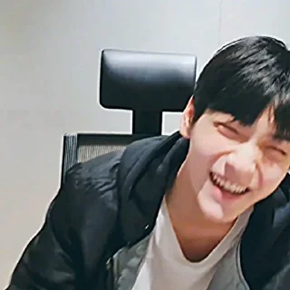 🔬 emoji ⩩ Choi Soobin @ijstmissyou ⩩ Telegram sticker 22 of 35