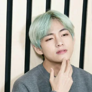 ⛓ emoji Taehyung Telegram sticker 12 of 54