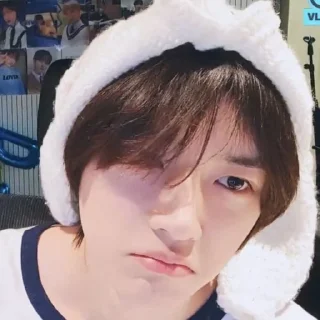 Sticker from Beomgyu @stikertxt