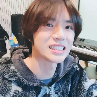 🌟 emoji Beomgyu @stikertxt Telegram sticker 18 of 45