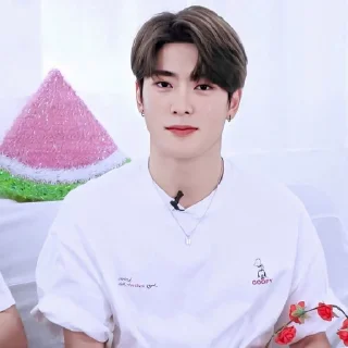 🍑 emoji jung jaehyun @CIGARDEVIL Telegram sticker 18 of 100