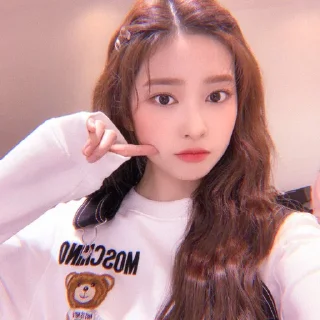 Sticker from bbeyafie as minju ─ @roleplayersticker