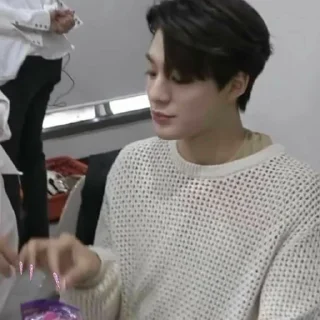 😏 emoji Iqi as Jeno Telegram sticker 7 of 34