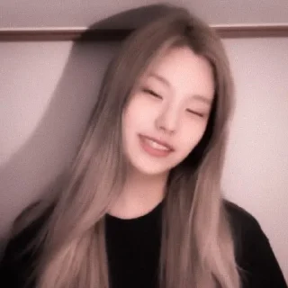 Sticker from hwang yeji — @indomiecs