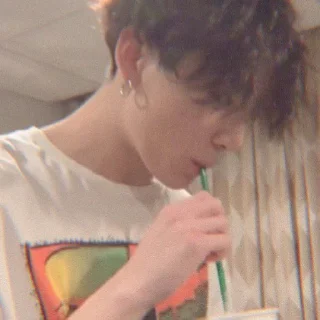 🧁 emoji ㅤ—jeon jungkook. @PHRASESTYC Telegram sticker 19 of 79
