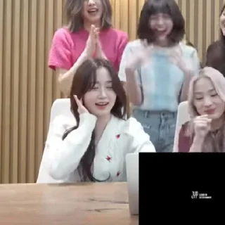 🎐 emoji ᡕᠵ᠊ᡃ່࡚ࠢ࠘ ⸝່ࠡࠣ᠊߯᠆ࠣ࠘ᡁࠣ࠘᠊᠊ࠢ࠘𐡏 @haewonstiker ! ˖ Telegram sticker 18 of 40