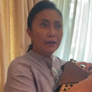 😨 emoji leni reacts Telegram sticker 12 of 41