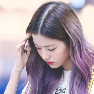 😔 emoji Wonyoung - @VIOLETASA Telegram sticker 14 of 24
