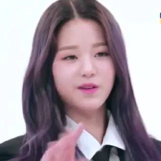 😀 emoji Wonyoung - @VIOLETASA Telegram sticker 11 of 24
