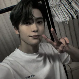 🎬 emoji JUNG JAEHYUN @DIIRGANTARA Telegram sticker 10 of 80
