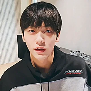 Sticker from ⩩ Choi Soobin @ijstmissyou ⩩