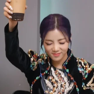 Sticker from Na Goeun @FvcklOveya