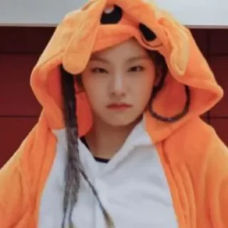 🌻 emoji ✎ᝰ┆Yeji itzy ꒰ ❛ @mengulangkisah ❜ ꒱ Telegram sticker 19 of 30