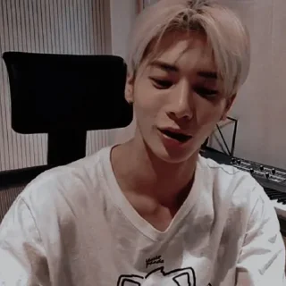 🦔 emoji kang taehyun dark @ravarjun Telegram sticker 16 of 54