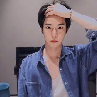Sticker from @ZCKYX AS DOYOUNG [V.2]