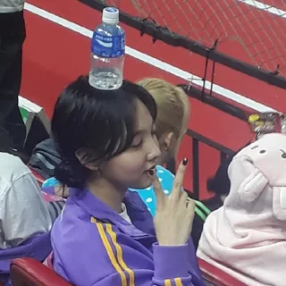 Sticker from Nayeon twice meme @stikermemeidolkpop