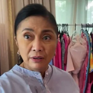 😮 emoji leni reacts Telegram sticker 8 of 41