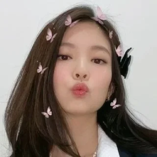 🍓 emoji Jennie cute Telegram sticker 19 of 22