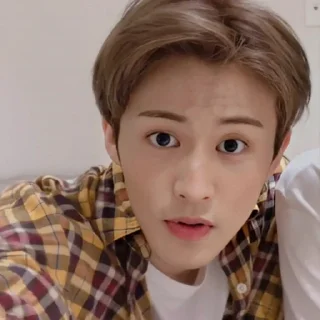 🦸‍♂️ emoji @j0rgav as mark lee. Telegram sticker 5 of 46