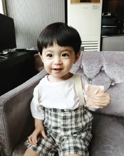 😆 emoji Lee Rowoon ( baby ) | @tulisankataku Telegram sticker 24 of 26