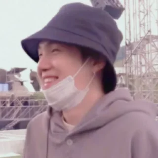 😊 emoji Suga soft by @stikerkpopp Telegram sticker 18 of 35