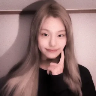 Sticker from hwang yeji — @indomiecs