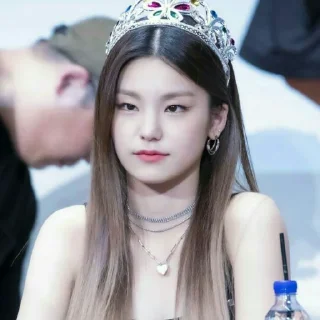 🍭 emoji Hwang yeji @hanyauntukk Telegram sticker 13 of 26