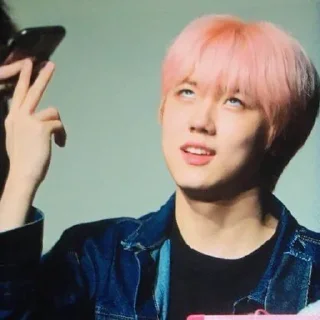 🙄 emoji Kpop meme by @hana_hoon22 Telegram sticker 22 of 93