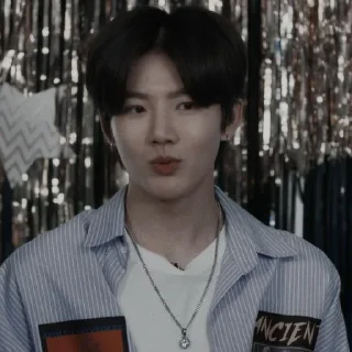 ⚔ emoji 🎐≭ KIM JUNKYU @GALLERYOURS Telegram sticker 10 of 45