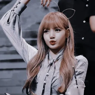 ❤️ emoji LISA - NURLISA Telegram sticker 15 of 16